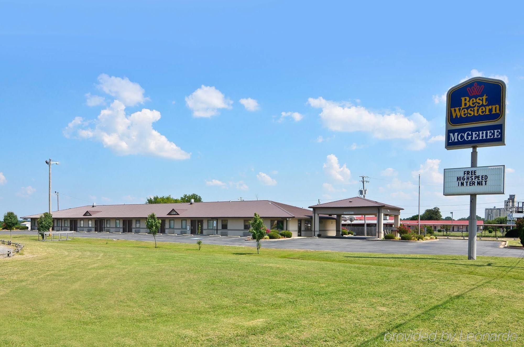 Hotel Super 8 By Wyndham Mcgehee Exterior foto