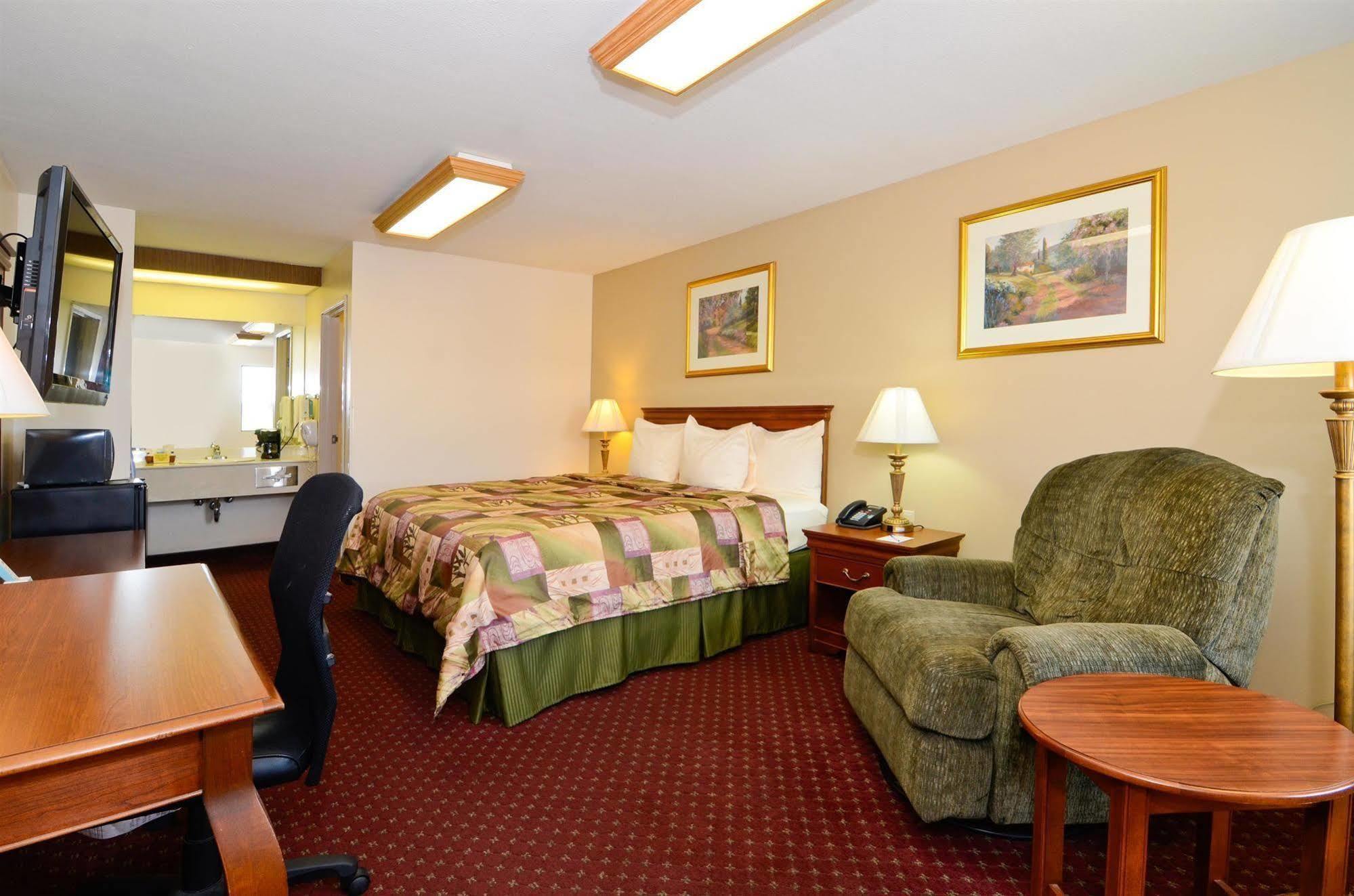 Hotel Super 8 By Wyndham Mcgehee Habitación foto